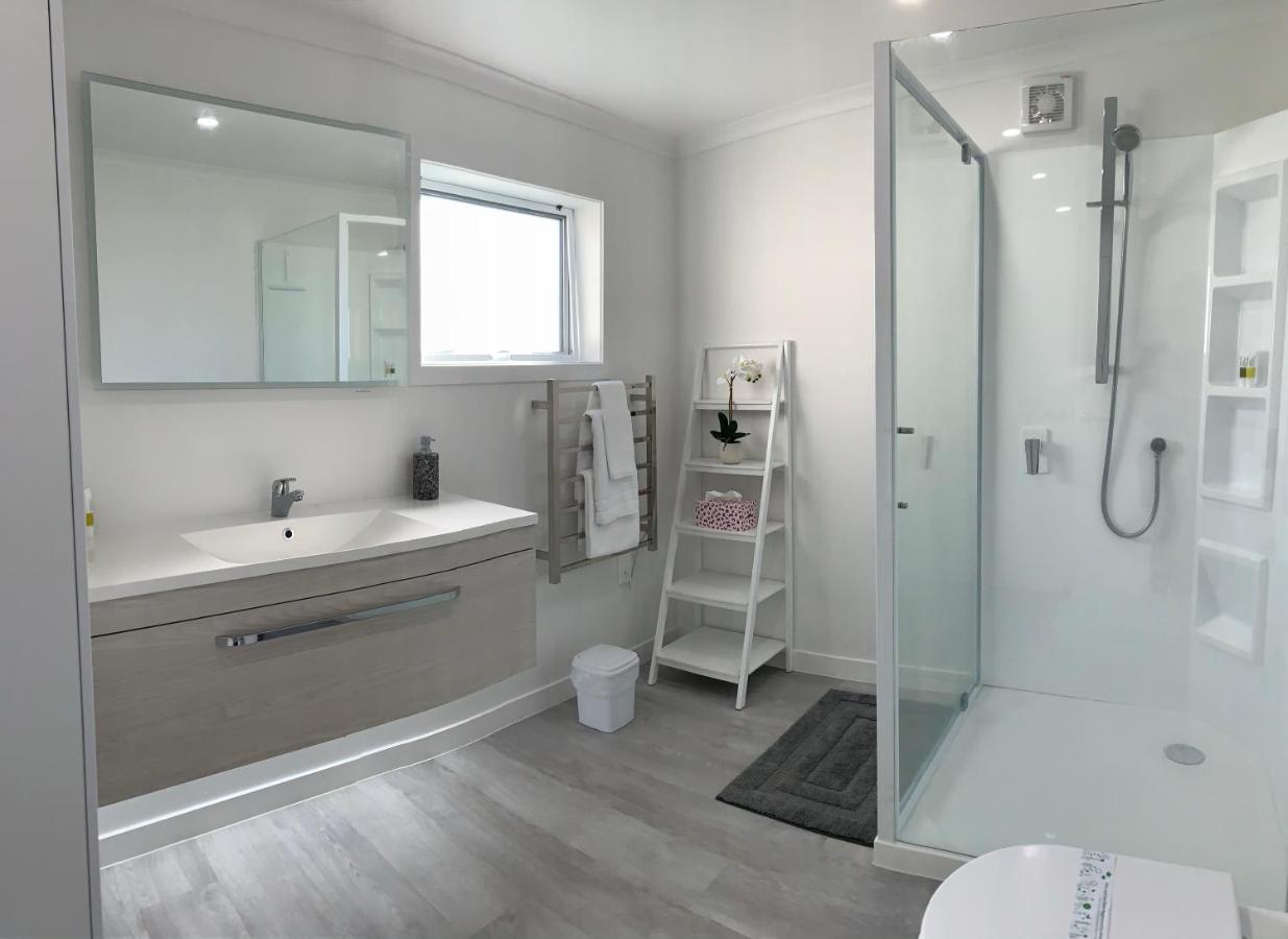 Coromandel Town Harbourside Cottage Luxury Accommodation Ngoại thất bức ảnh